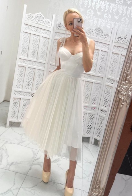 Luvelle dress biele